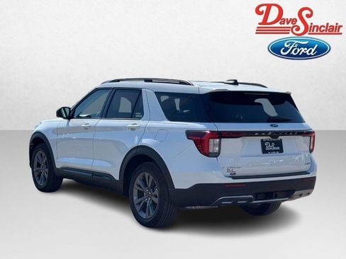 New 2026 Ford Explorer Active w/ Active Comfort Package AWD/4WD image 9