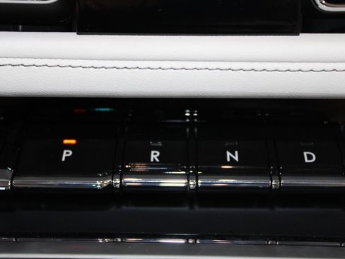 New 2026 Lincoln Aviator Reserve w/ Illumination Package RWD image 35