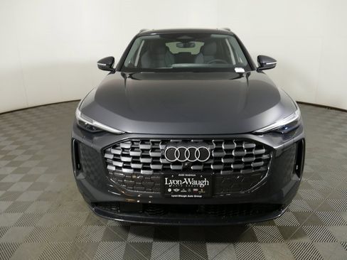 New 2025 Audi Q5 Premium Plus image 8