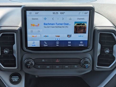 Used 2023 Ford Bronco Sport Outer Banks w/ Tech Package AWD/4WD image 18