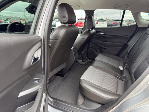 Used 2024 Chevrolet Trax LT w/ Driver Confidence Package image 29