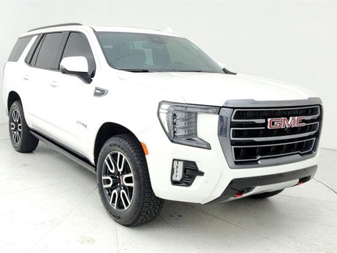 Used 2023 GMC Yukon AT4 w/ Technology Package image 9