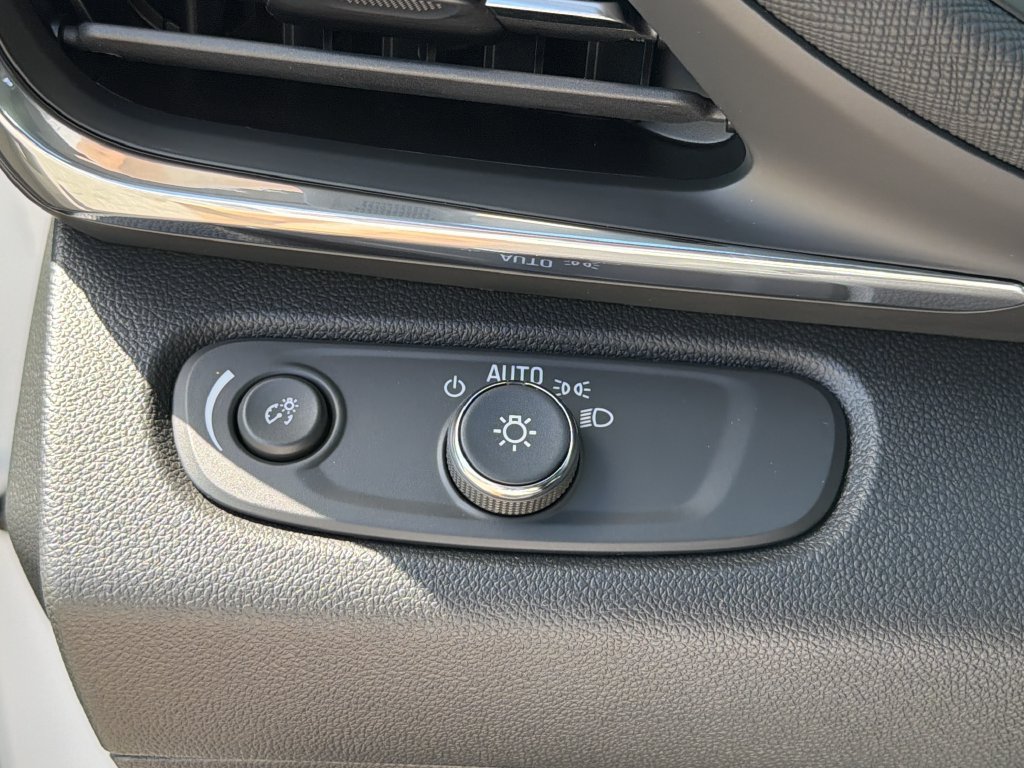 New 2026 Buick Envista Sport Touring w/ Convenience II Package FWD image 30