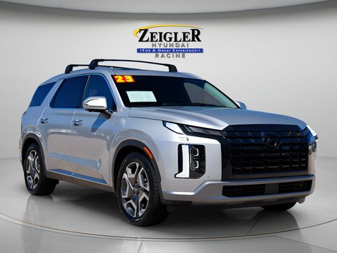 Certified 2023 Hyundai Palisade Limited AWD/4WD image 1