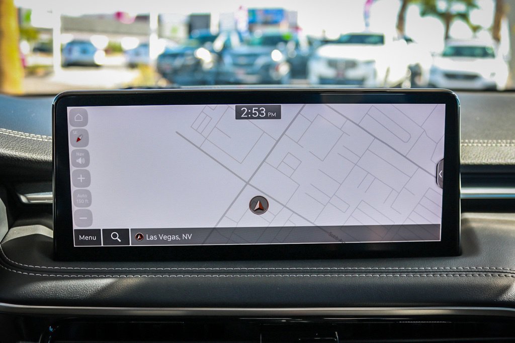 Used 2025 Genesis G70 2.5T RWD image 13