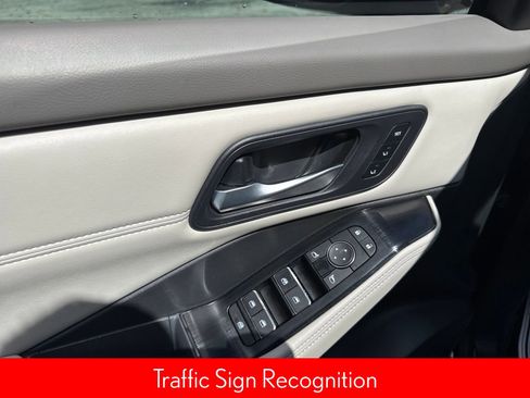 Certified 2023 Nissan Rogue SL w/ SL Premium Package image 12