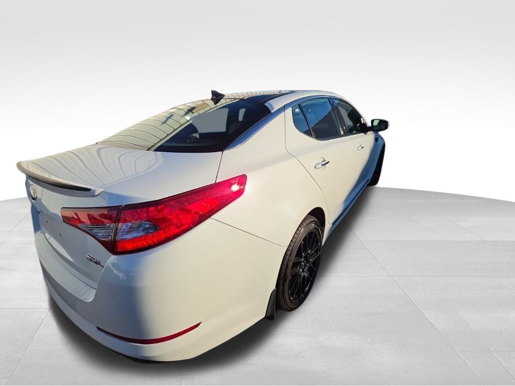 Used 2013 Kia Optima SX w/ Limited Pkg FWD image 5