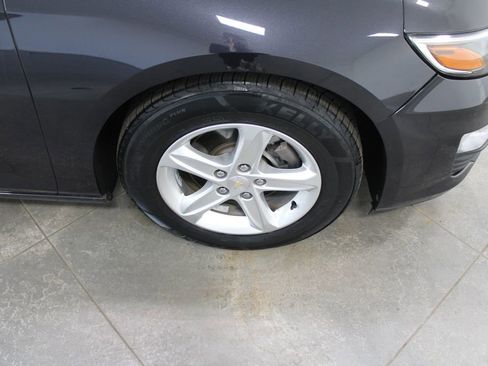 Used 2023 Chevrolet Malibu LS image 55