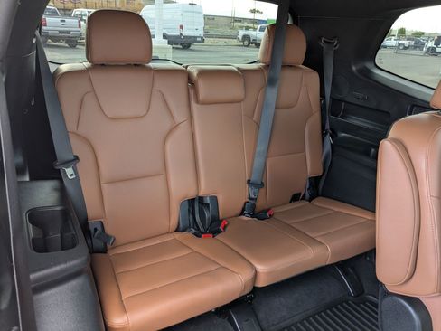 Certified 2025 Kia Telluride EX X-Line AWD/4WD image 28