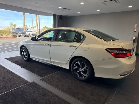 Used 2017 Honda Accord LX image 12