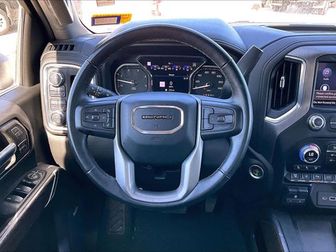 Used 2023 GMC Sierra 2500 Denali w/ Denali Ultimate Package AWD/4WD image 5
