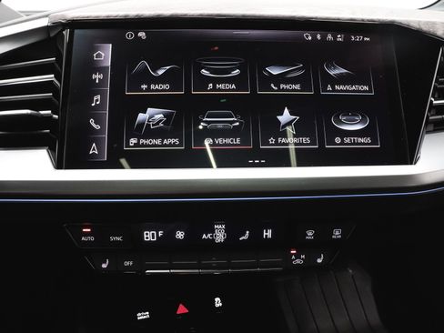 Used 2025 Audi Q4 e-tron Premium Plus w/ Premium Plus image 30