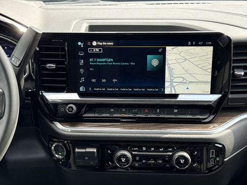 New 2026 Chevrolet Silverado 1500 LT image 18