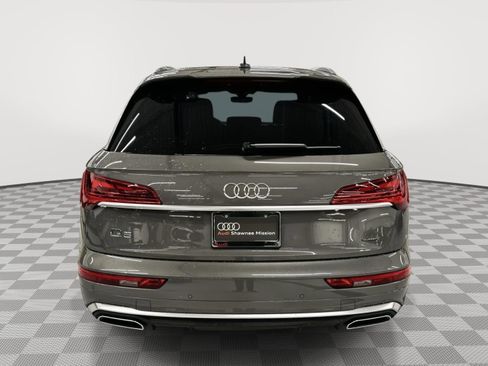 Certified 2025 Audi Q5 2.0T Premium Plus w/ Premium Plus Package image 6