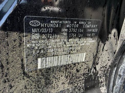 Used 2013 Hyundai Elantra Limited w/ Technology Pkg FWD image 23
