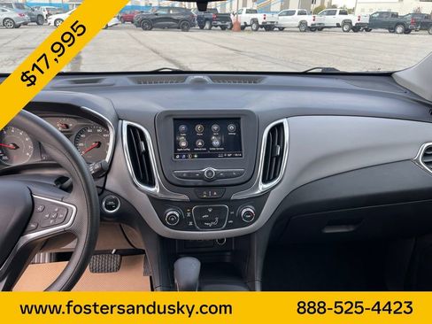 Used 2022 Chevrolet Equinox LS image 11