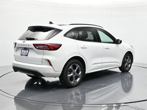 Used 2023 Ford Escape ST-Line image 6