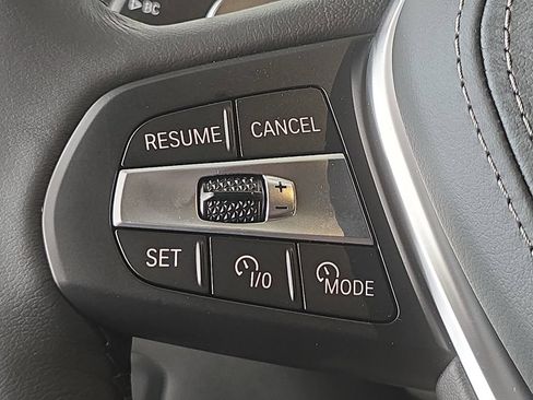 Used 2026 BMW X5 sDrive40i w/ Premium Package RWD image 10