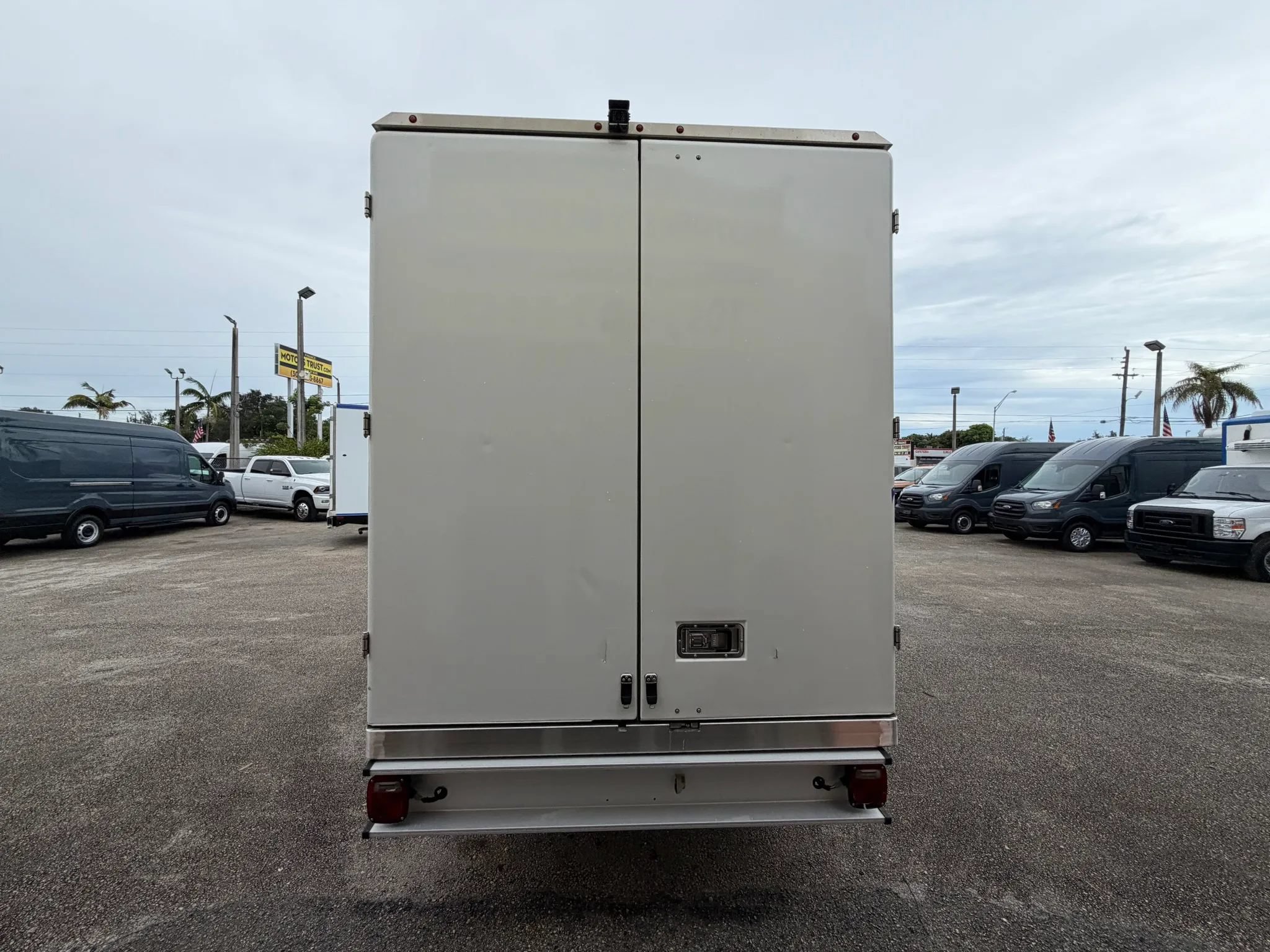 Used 2021 Ford Transit 350 w/ Upfitter Package RWD image 5