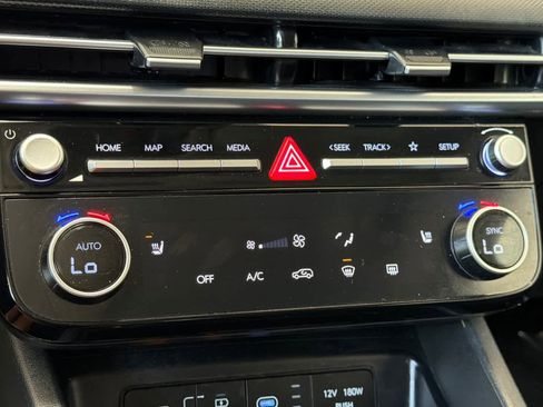 Used 2025 Hyundai Tucson SEL FWD image 22