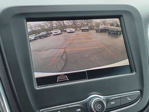 Used 2023 Chevrolet Equinox LT AWD/4WD image 30