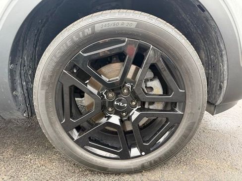 Used 2024 Kia Telluride EX X-Line image 18