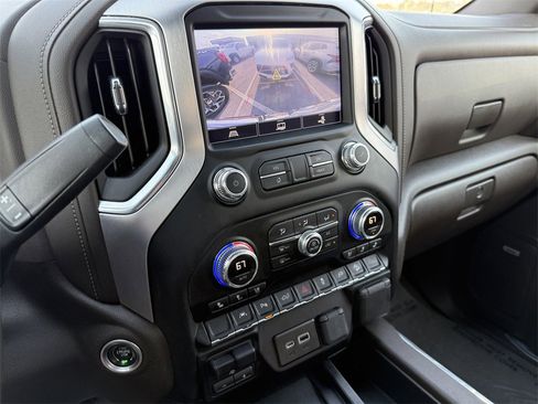 Used 2022 GMC Sierra 1500 SLT w/ SLT Premium Plus Package image 18
