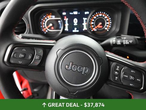 Used 2024 Jeep Wrangler Unlimited Rubicon image 39