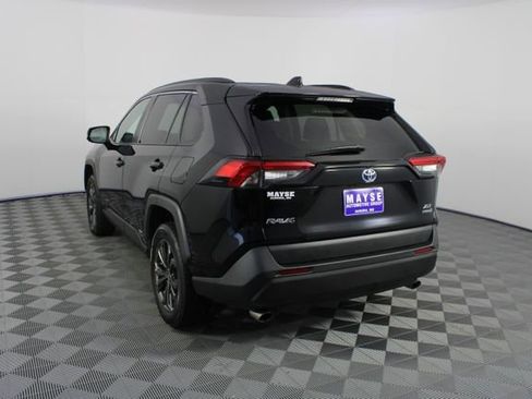 Used 2023 Toyota RAV4 XLE Premium image 25