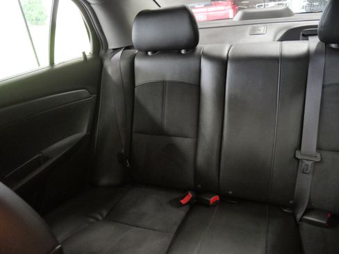 Used 2010 Chevrolet Malibu LT w/ HFV6 Engine Package FWD image 12