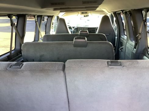 Used 2021 Chevrolet Express 3500 LT w/ LT Preferred Equipment Group image 9