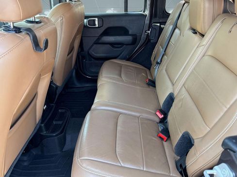 Used 2021 Jeep Wrangler Unlimited Sahara w/ Dual Top Group image 24