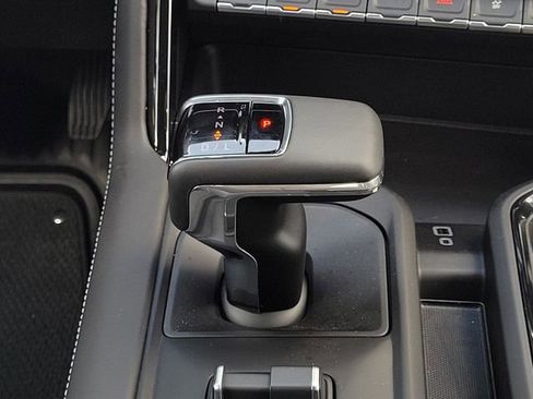 New 2026 GMC Sierra 1500 AT4X AWD/4WD image 16