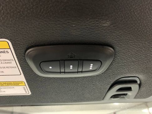 Used 2023 Jeep Wrangler Unlimited Sahara AWD/4WD image 24