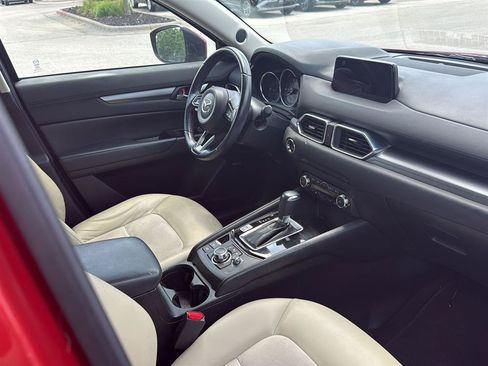 Used 2017 MAZDA CX-5 Touring w/ Preferred Equipment Package AWD/4WD image 7