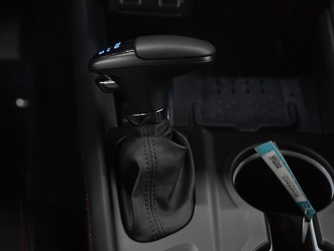 Used 2025 Dodge Durango GT image 19