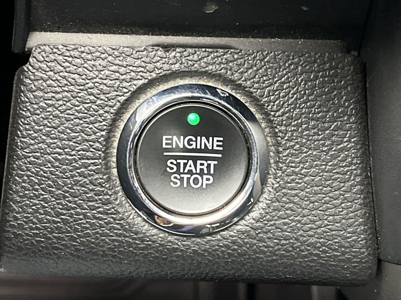 Used 2018 Ford F150 Lariat w/ Equipment Group 502A Luxury AWD/4WD image 29