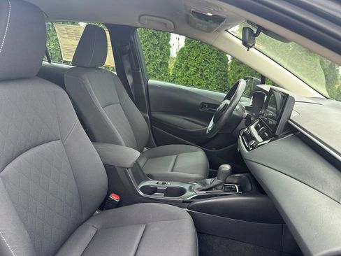 Certified 2025 Toyota Corolla LE FWD image 30