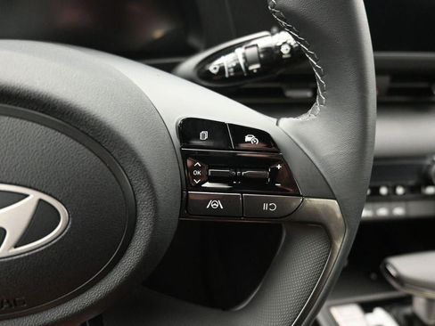 New 2026 Hyundai Elantra Sport FWD image 17