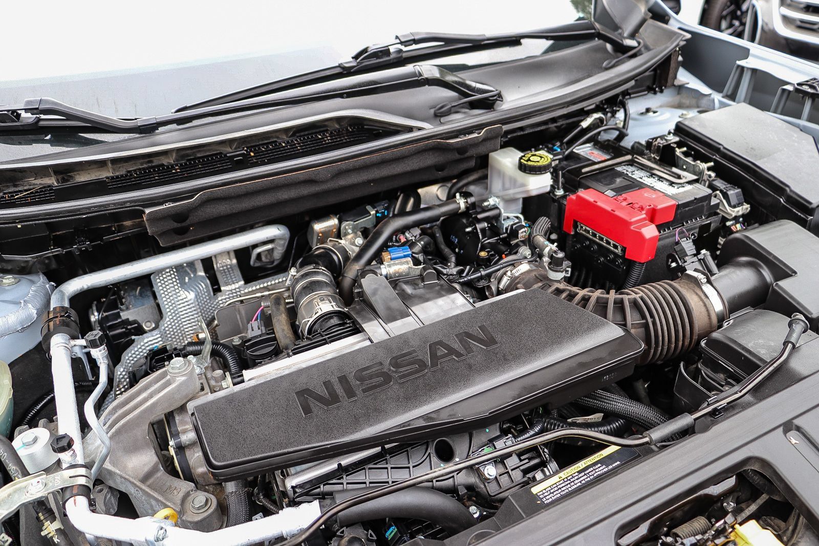 Used 2024 Nissan Rogue S FWD image 27