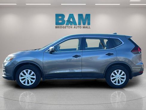 Used 2019 Nissan Rogue S image 4