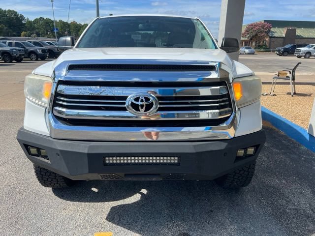 Used 2016 Toyota Tundra SR5 w/ TRD Off Road Package AWD/4WD image 4