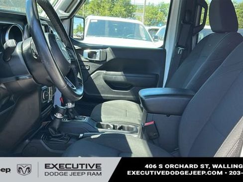 Used 2022 Jeep Wrangler Unlimited Sport w/ Sun And Sound Package AWD/4WD image 12