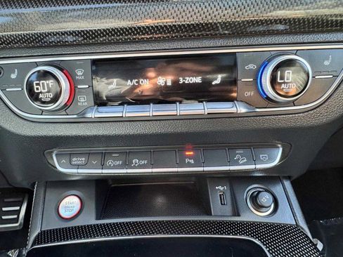 Used 2023 Audi SQ5 Premium Plus w/ Premium Plus Package image 30