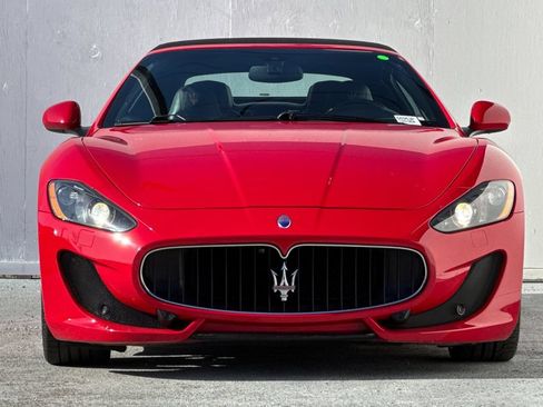 Used 2016 Maserati GranTurismo Sport RWD image 8
