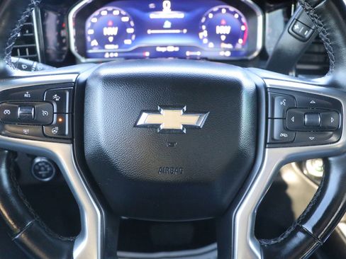 Used 2024 Chevrolet Silverado 3500 LTZ w/ LTZ Convenience Package image 17