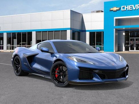 New 2027 Chevrolet Corvette Grand Sport RWD image 7