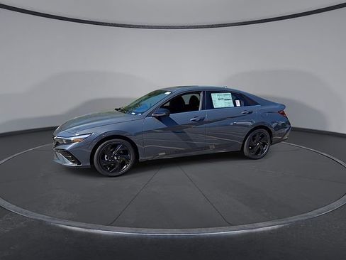 New 2026 Hyundai Elantra SEL Sport Premium FWD image 5