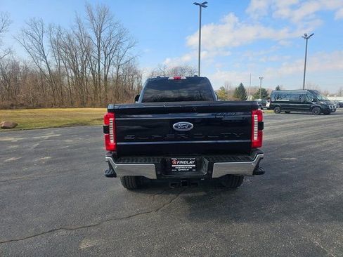 Used 2025 Ford F350 Lariat image 9