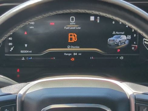 Used 2023 GMC Yukon XL Denali AWD/4WD image 7